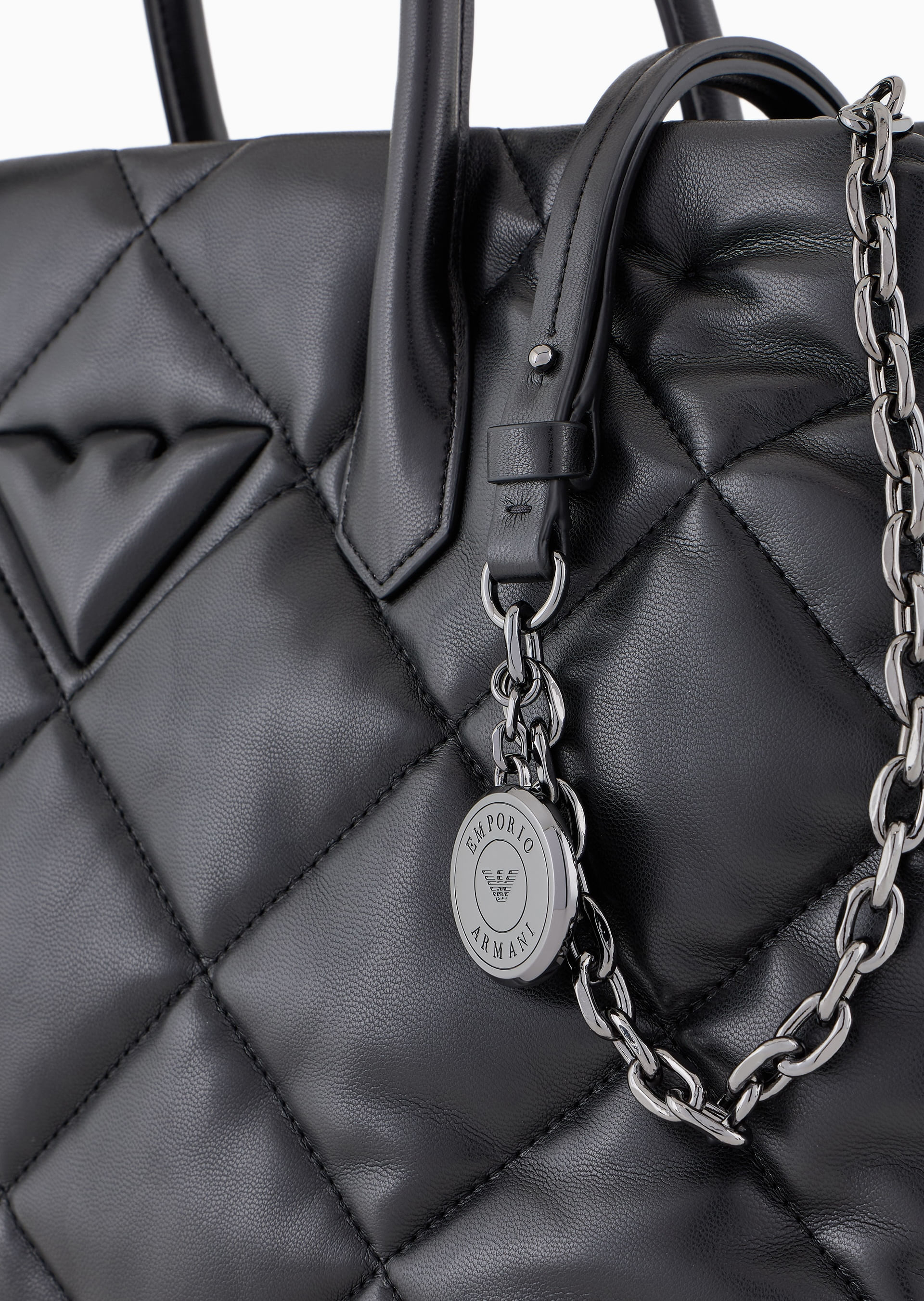 Bolsa tote grande matelassê | Emporio Armani Feminino - Armani