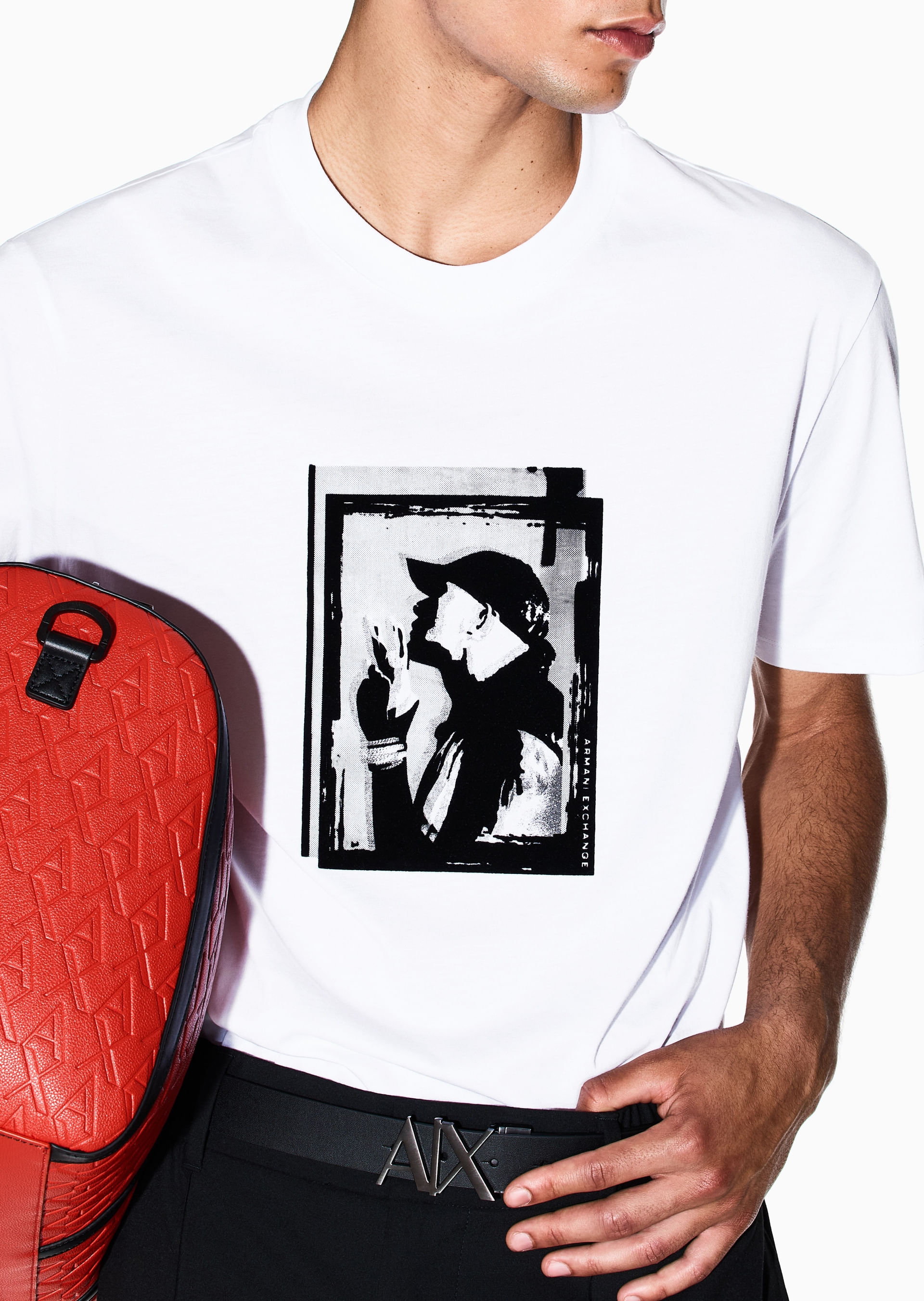 洋楽 ANAM - Saoirse Camiseta Night Lab Branca Regular Fit | Armani Exchange