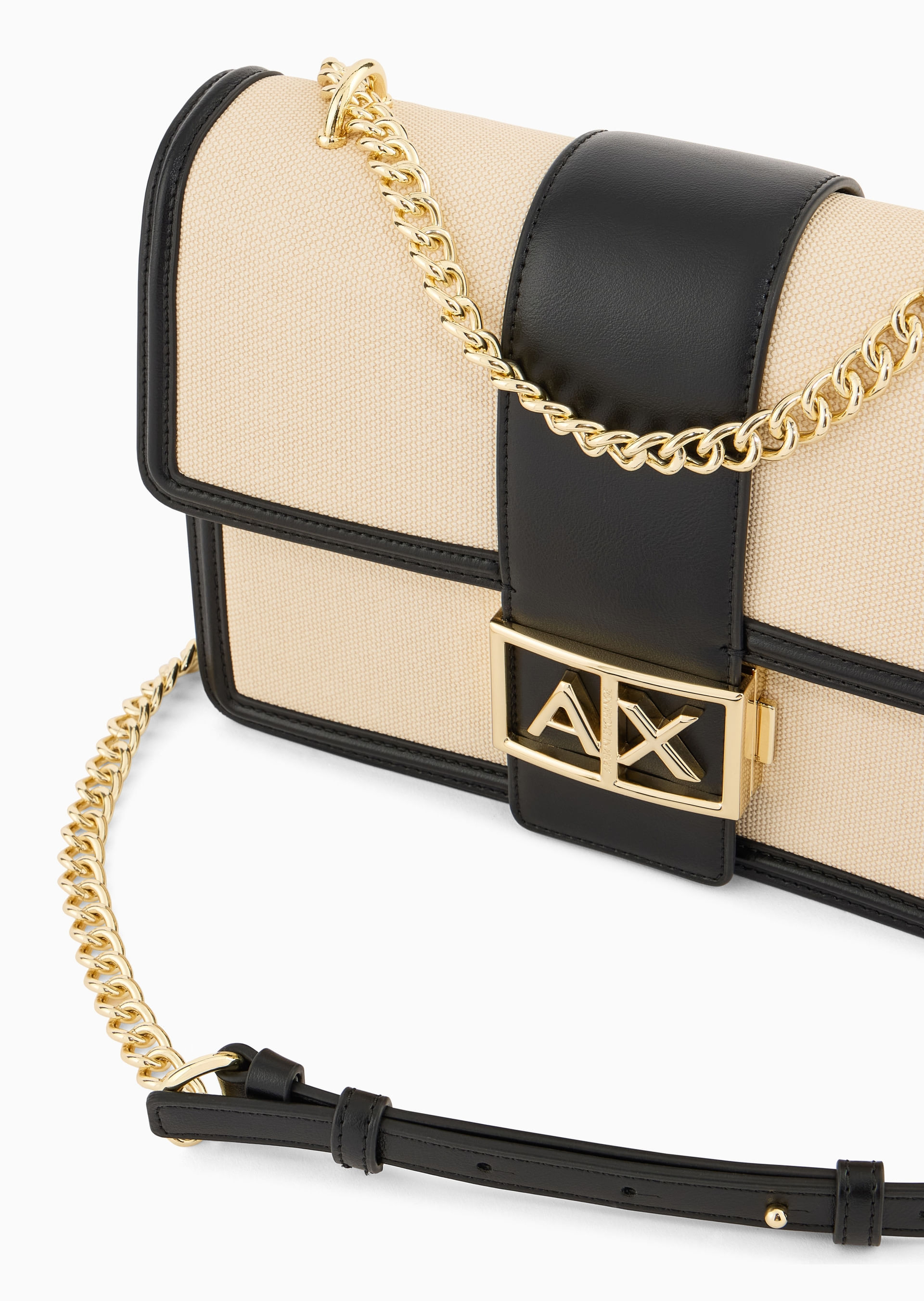 Bolsa Tiracolo Cru: Minimalismo Chic | Armani Exchange